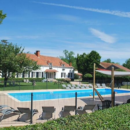 Bed and Breakfast Domaine Les Gandins Saint-Germain-de-Salles Exterior foto